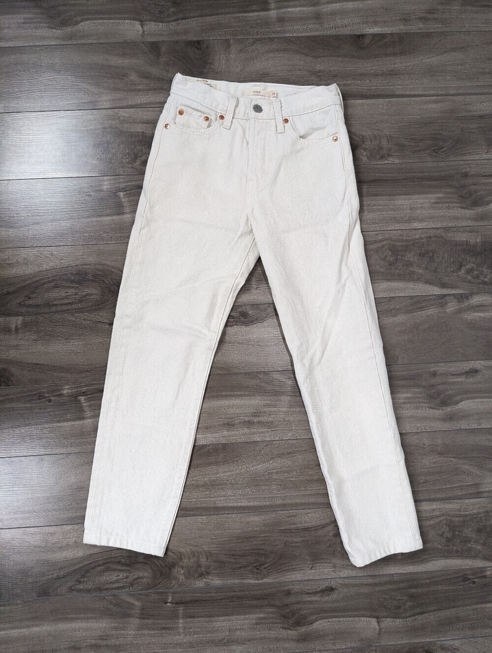 Levi's Women's Wedgie Jeans Cream Size 23